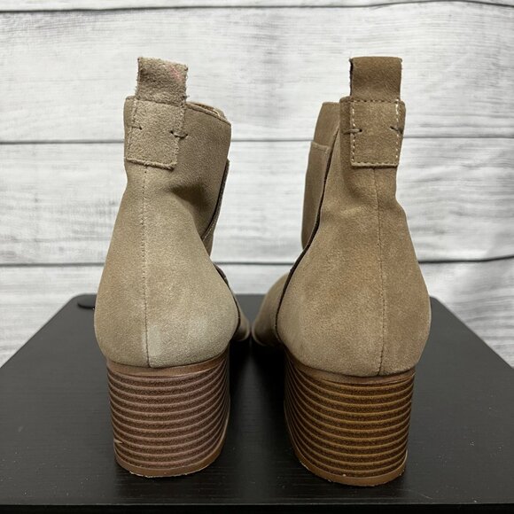 Gap Tan Suede Ankle Boots With Block Heel & Side Zipper, Size 9 - Picture 3 of 6